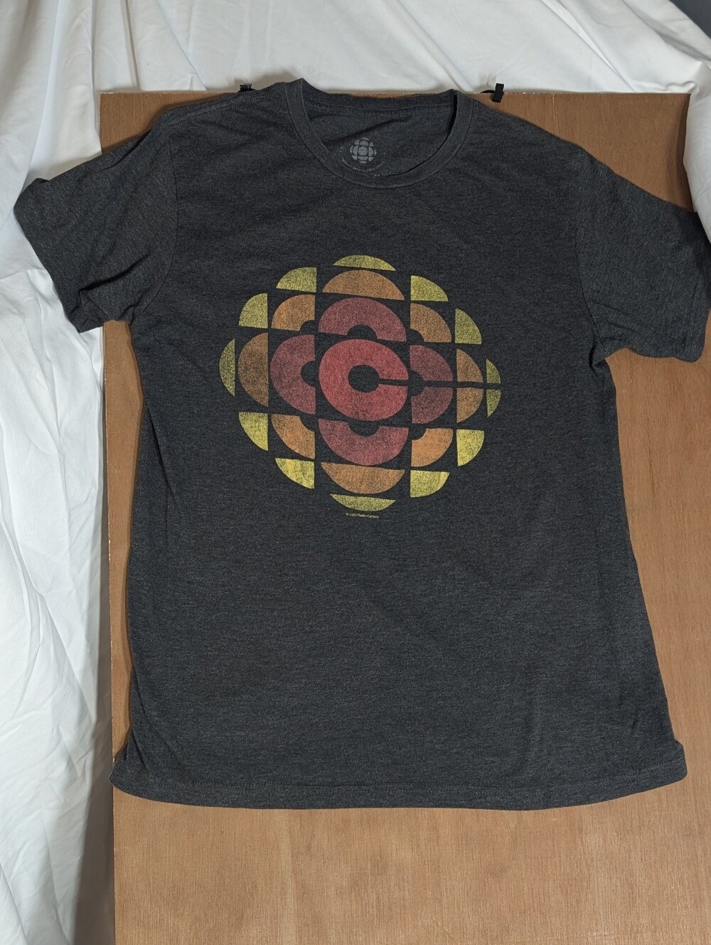 Vintage CBC radio T Shirt M - Picture 6 of 8